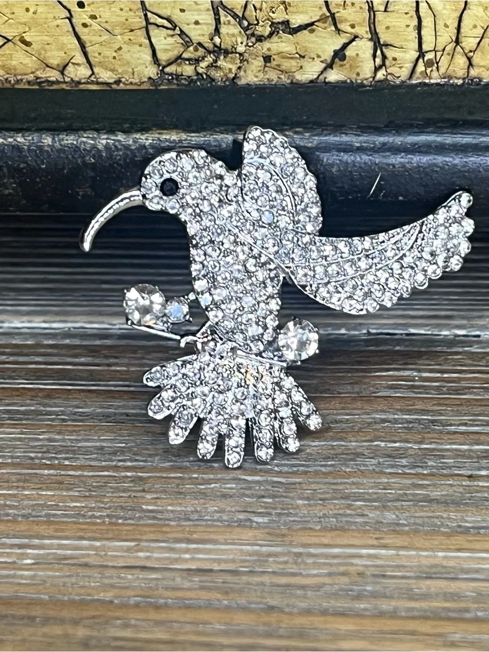 Sparkling Silver TonePave Crystal Hummingbird Brooch Pin NWOT